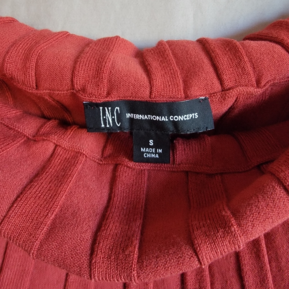 Womens International Concepts long sleeve off the shoulder sweater size s